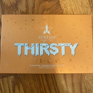 Jeffree Star Thirsty eyeshadow pallette